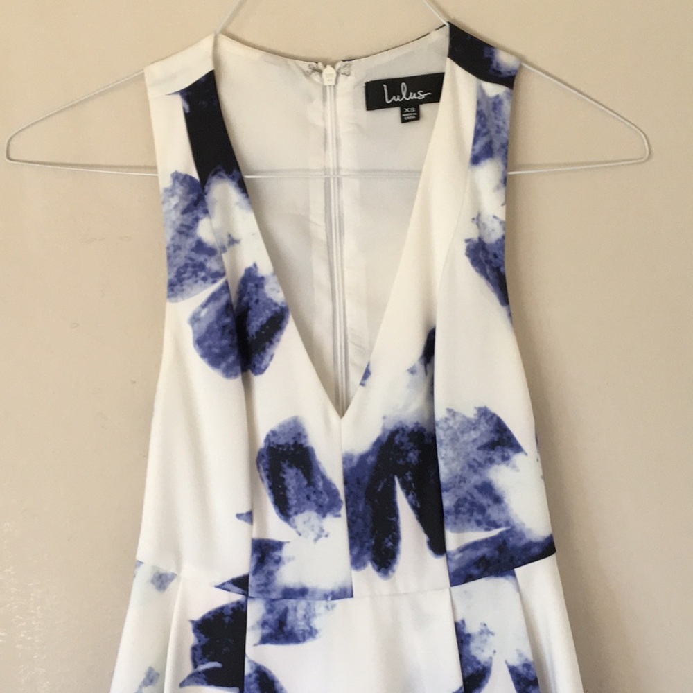 Lulu’s Graduation Dress - Picture 2 of 5